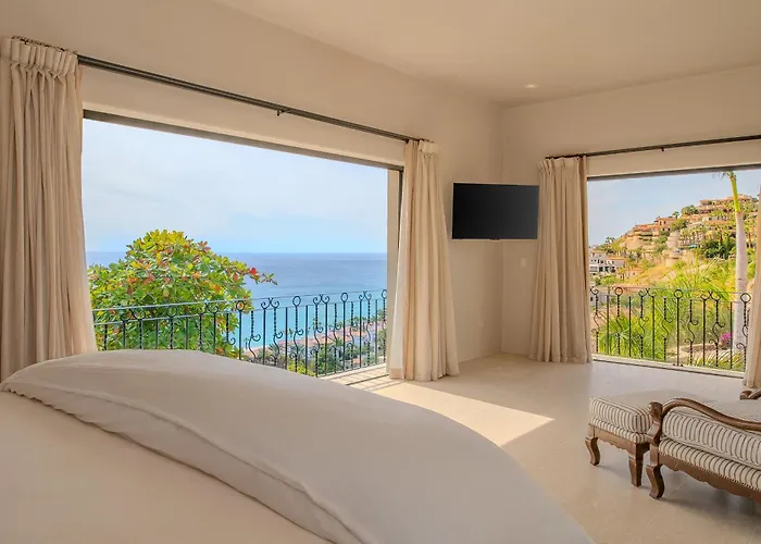 Villas Del Mar Fully Staffed And Access To Golf & Palmilla Dunes Club